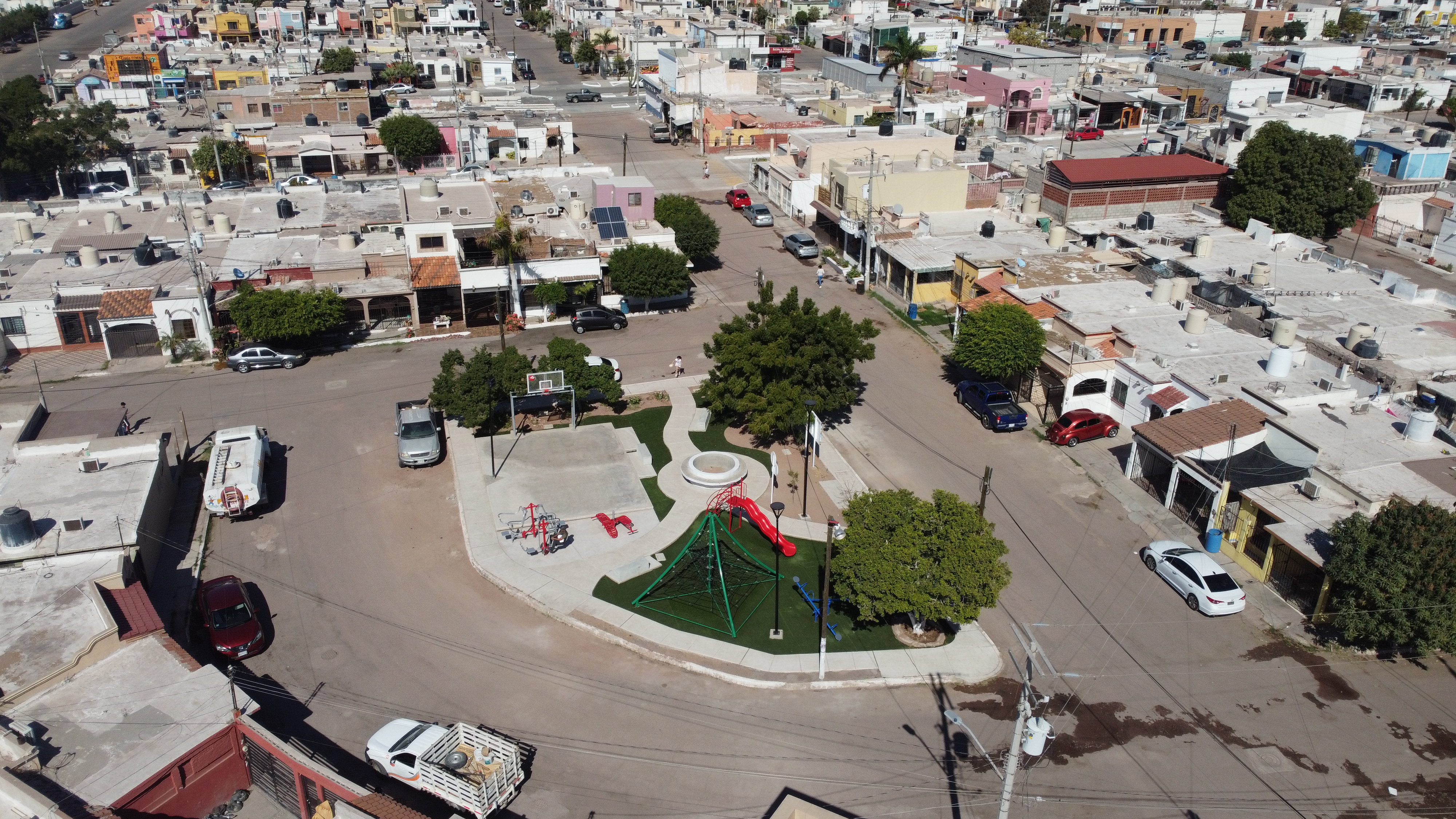 Parque Guaymas Banquetas y Guarniciones